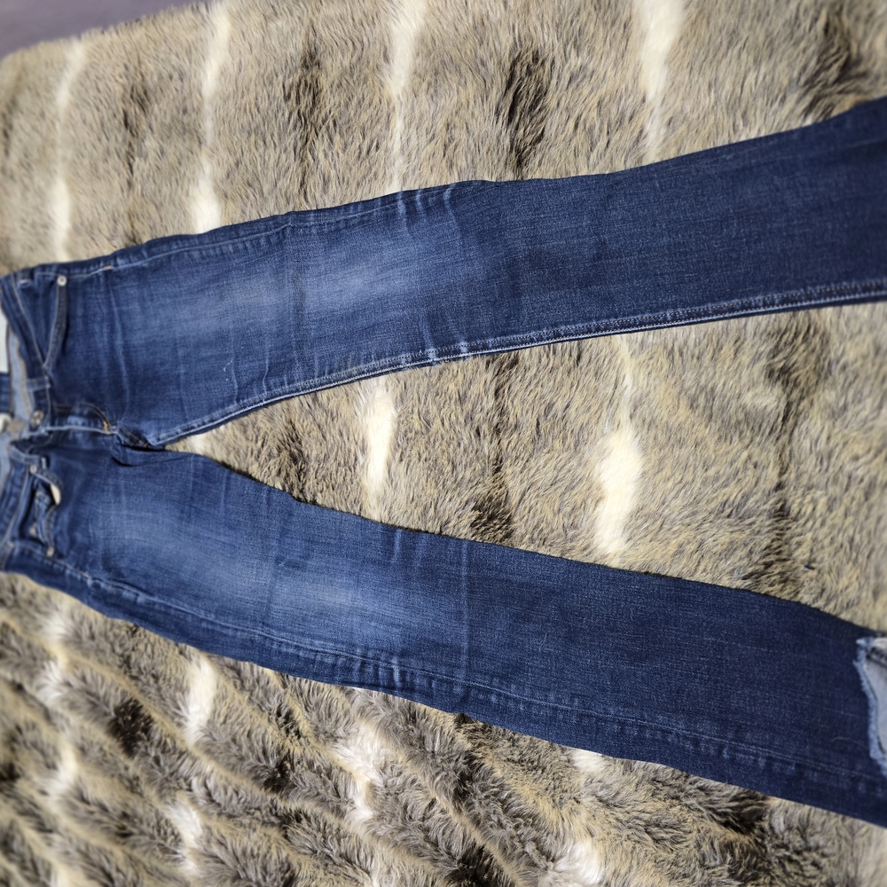 Women's Blue Jeans